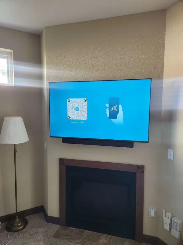 Professional TV mounting installation in Milwaukee home