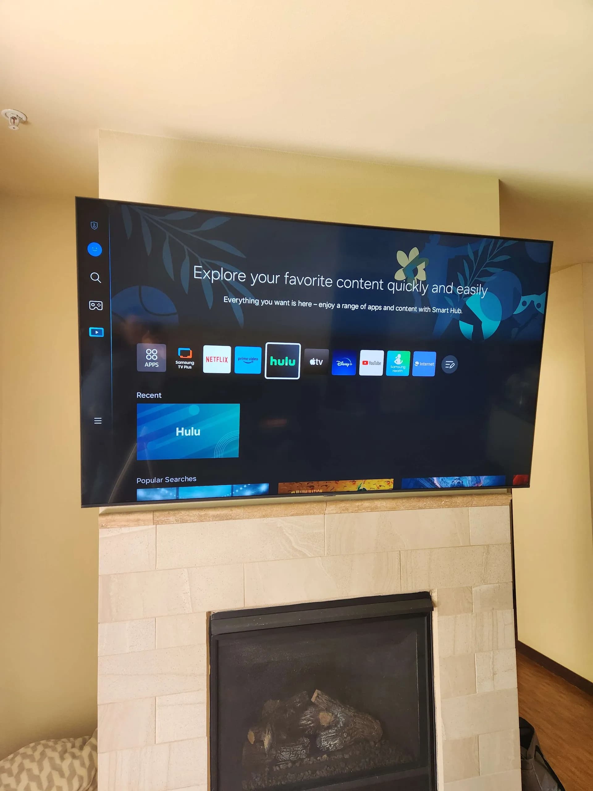 Professional TV mounting installation in Milwaukee home